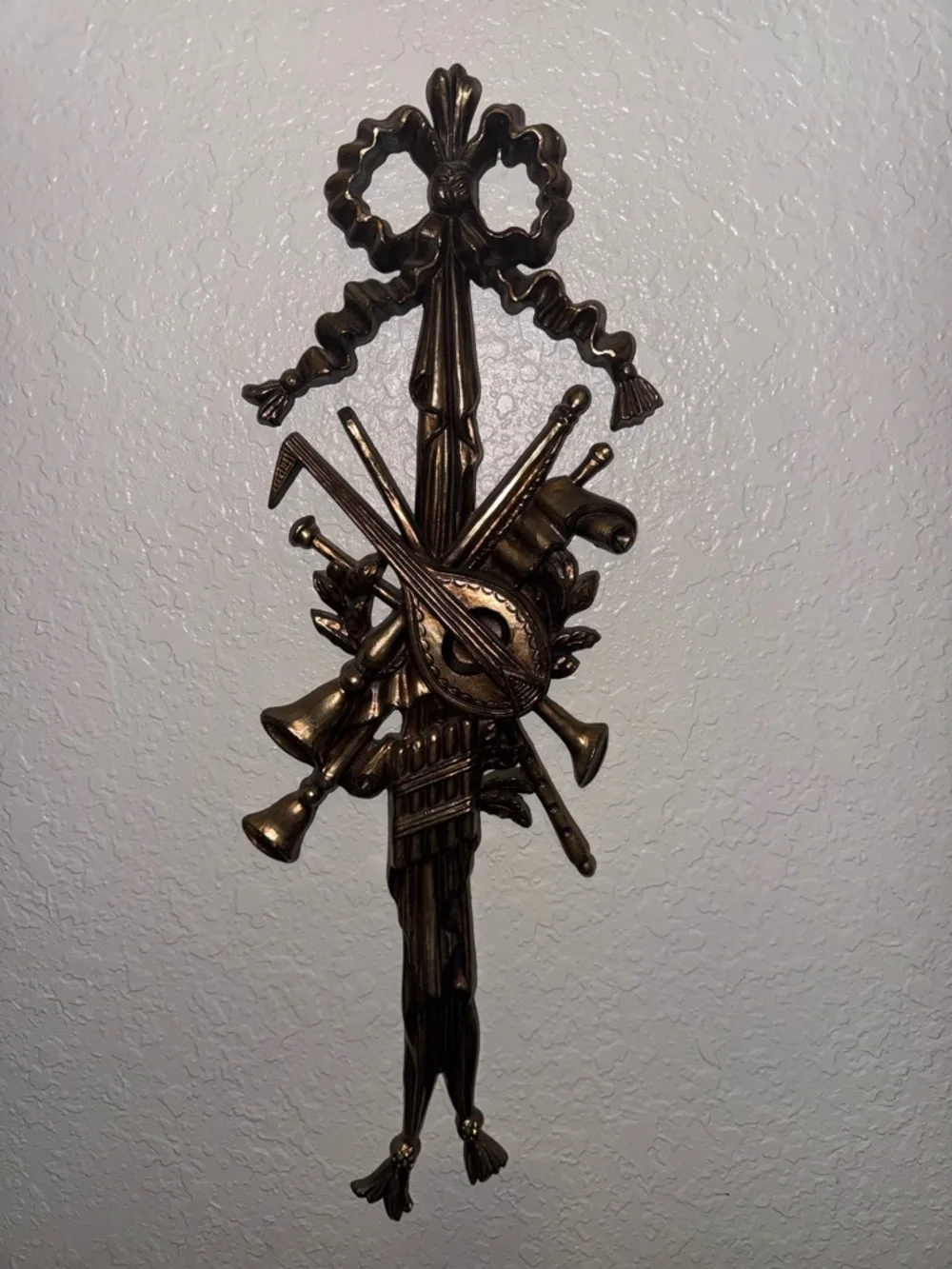 VTG  Greco-Roman Themed Musical Instrument Wall hanging -Turner Manufacturing Co